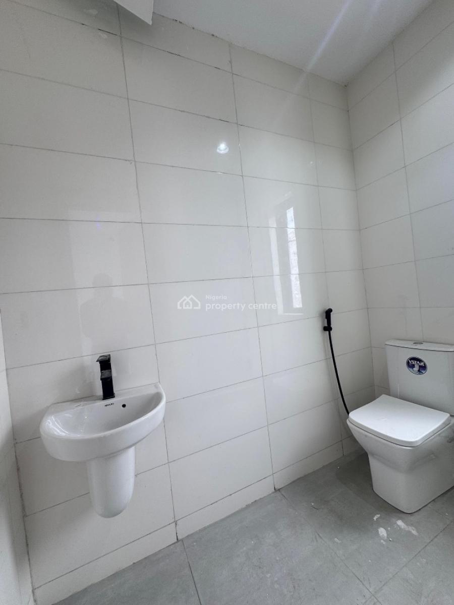 Luxury 2 Bedroom Apartment with Bq, Lekki Phase 1, Lekki, Lagos, Flat / Apartment for Sale