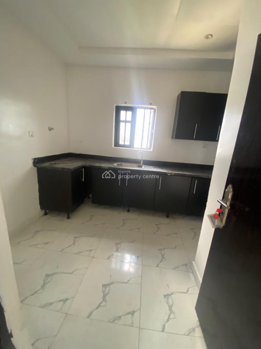 Neatly Used 2bedroom Flat, Silver Land Estate, Thera Annex, Sangotedo, Ajah, Lagos, Flat / Apartment for Rent