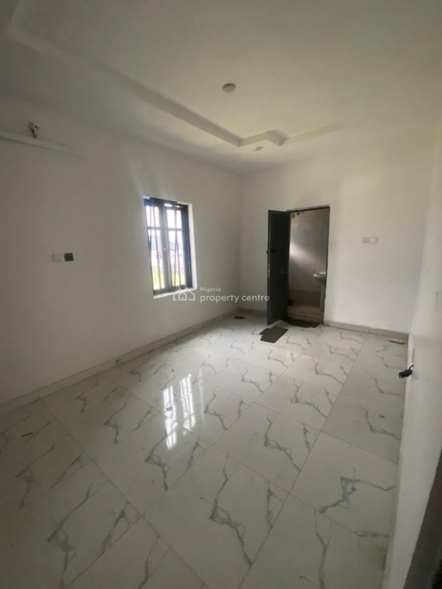 Neatly Used 2bedroom Flat, Silver Land Estate, Thera Annex, Sangotedo, Ajah, Lagos, Flat / Apartment for Rent