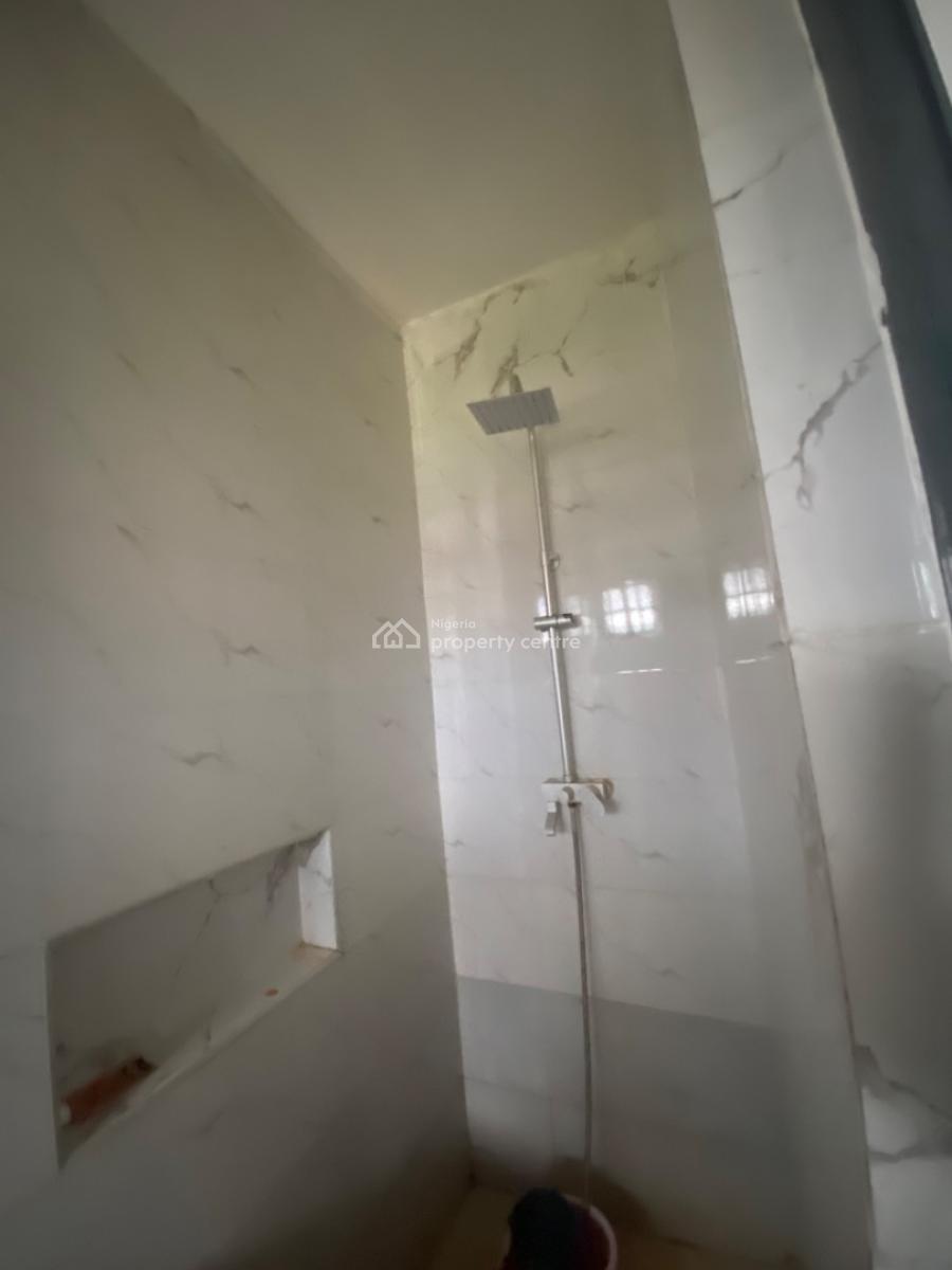 Neatly Used 2bedroom Flat, Silver Land Estate, Thera Annex, Sangotedo, Ajah, Lagos, Flat / Apartment for Rent