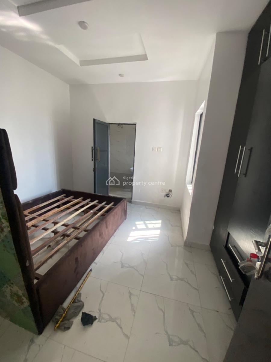Neatly Used 2bedroom Flat, Silver Land Estate, Thera Annex, Sangotedo, Ajah, Lagos, Flat / Apartment for Rent