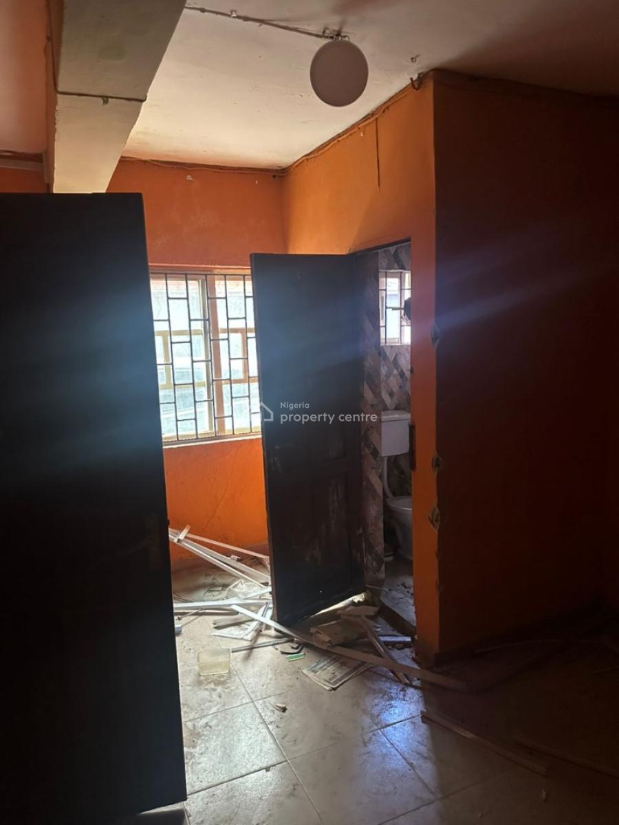 Commercial 3 Shops with 2bedroom Flat, Dopemu, Agege, Lagos, Commercial Property for Rent