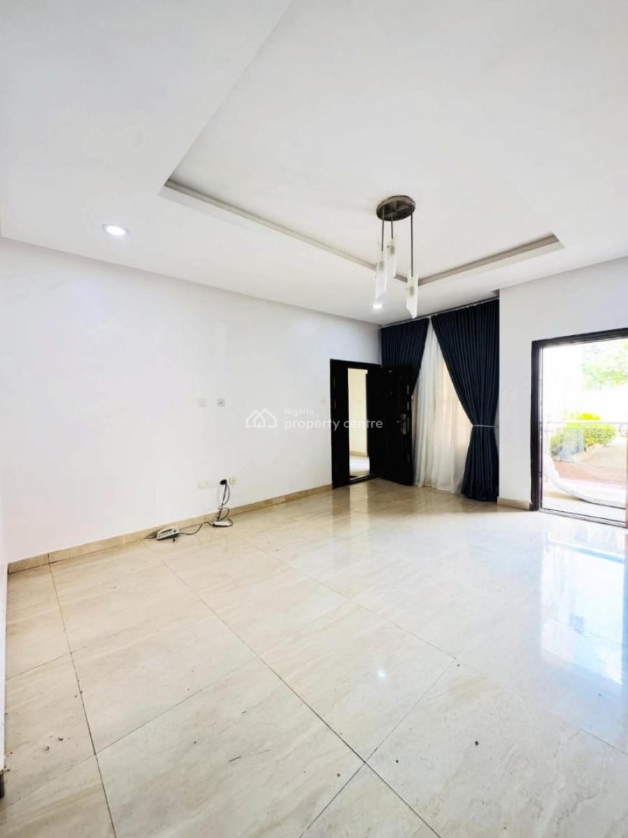 Well Built Serviced 2-bedroom Apartment, Lekki Phase 1, Lekki, Lagos, Flat / Apartment for Rent