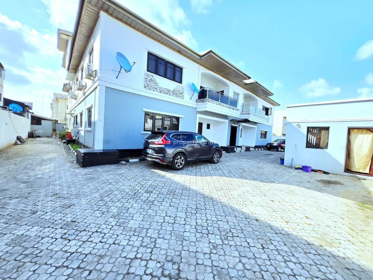Well Spacious Self Serviced 3-bedroom Apartment, Lekki Phase 1, Lekki, Lagos, Flat / Apartment for Rent