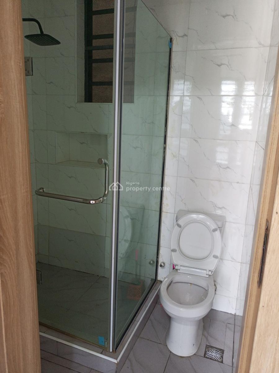 Serviced 2bedroom with 24/7 Light, Ologolo, Lekki, Lagos, Flat / Apartment for Rent