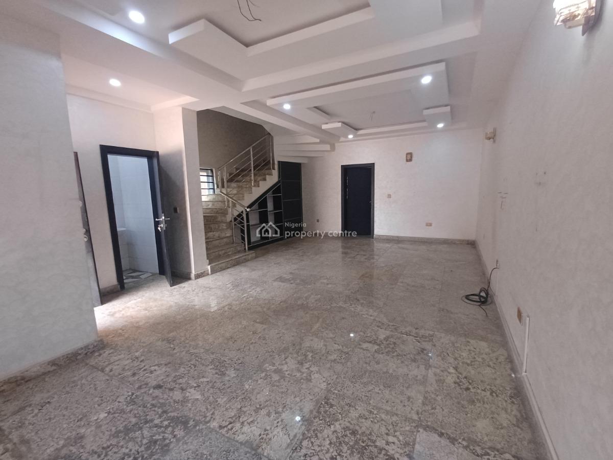 Lovely 4 Bedroom Terrace Duplex with Bq, Guzape District, Abuja, Terraced Duplex for Rent