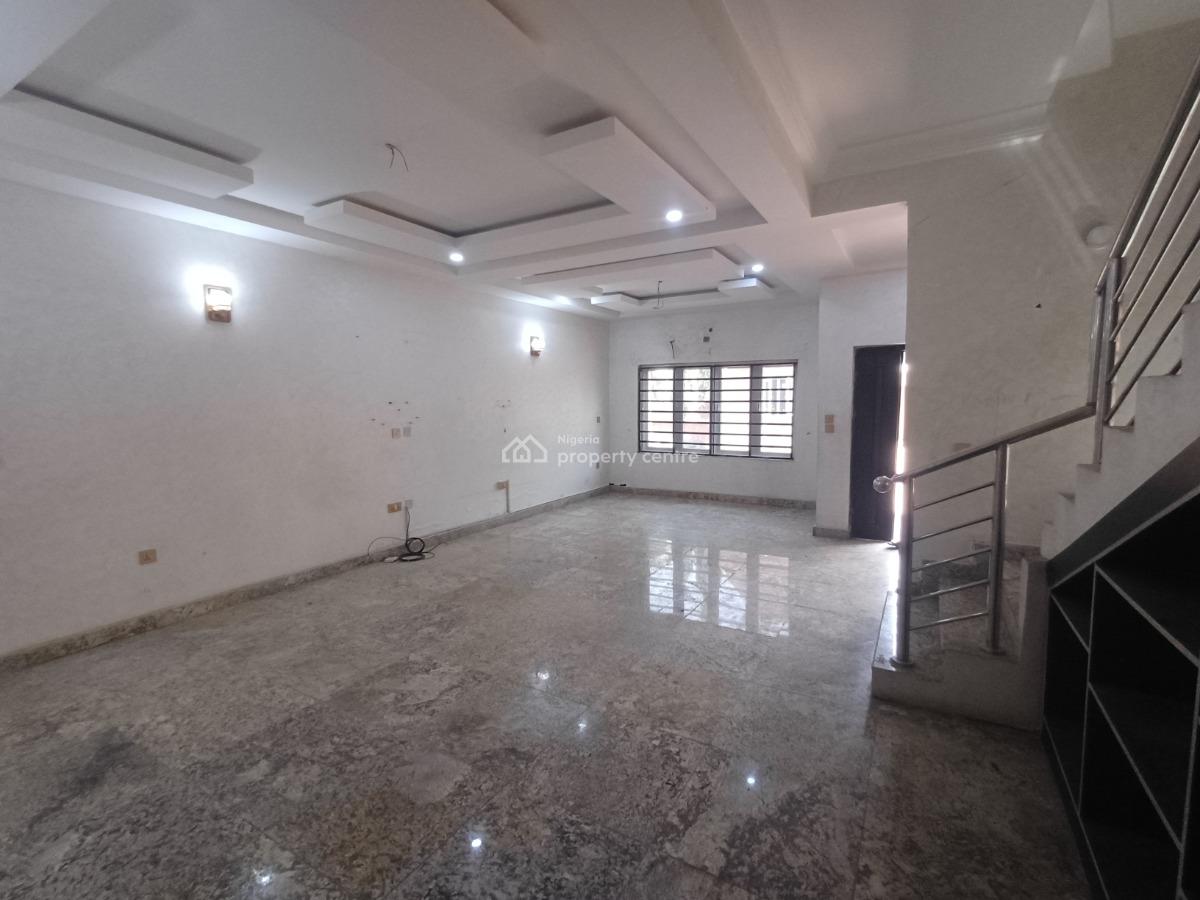 Lovely 4 Bedroom Terrace Duplex with Bq, Guzape District, Abuja, Terraced Duplex for Rent