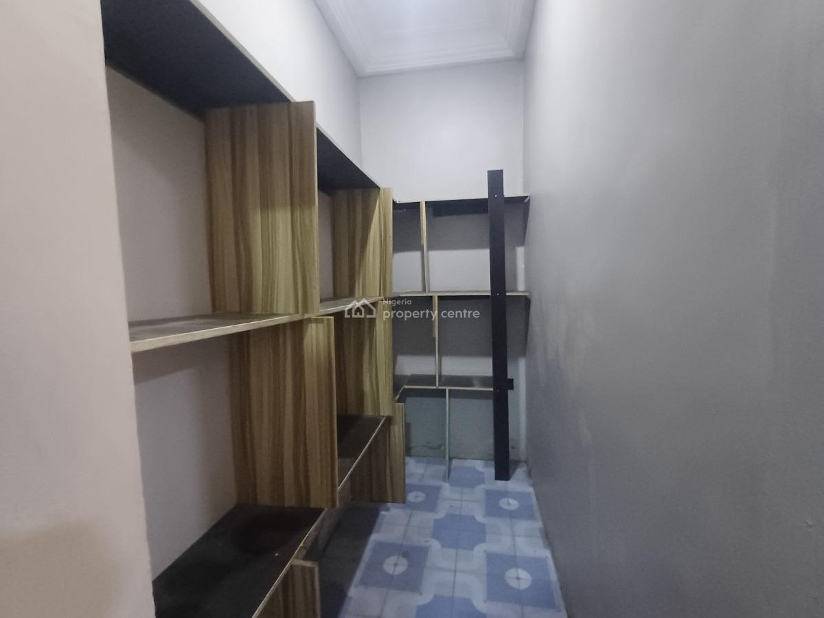 Lovely 4 Bedroom Terrace Duplex with Bq, Guzape District, Abuja, Terraced Duplex for Rent