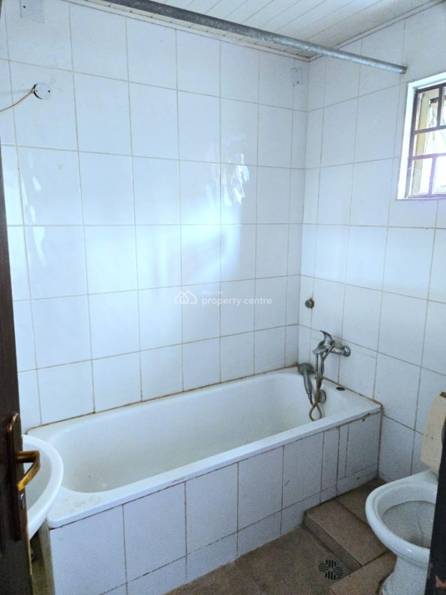 Commercial  5 Bedroom Detached House, Lekki Phase 1, Lekki, Lagos, Office Space for Rent