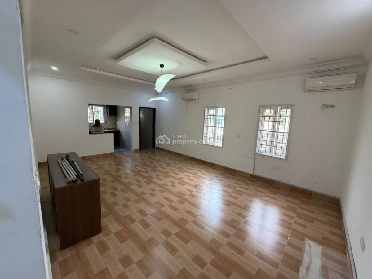 Luxury 2bedroom Apartment, Off Admiralty Way, Lekki Phase 1, Lekki, Lagos, Flat / Apartment for Rent