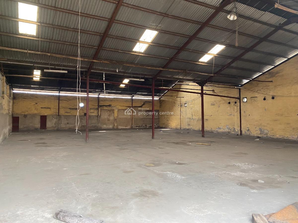 Warehouse Measuring 20,000 Sqft Available, Oshodi Apapa Express Way, Apapa, Lagos, Warehouse for Rent
