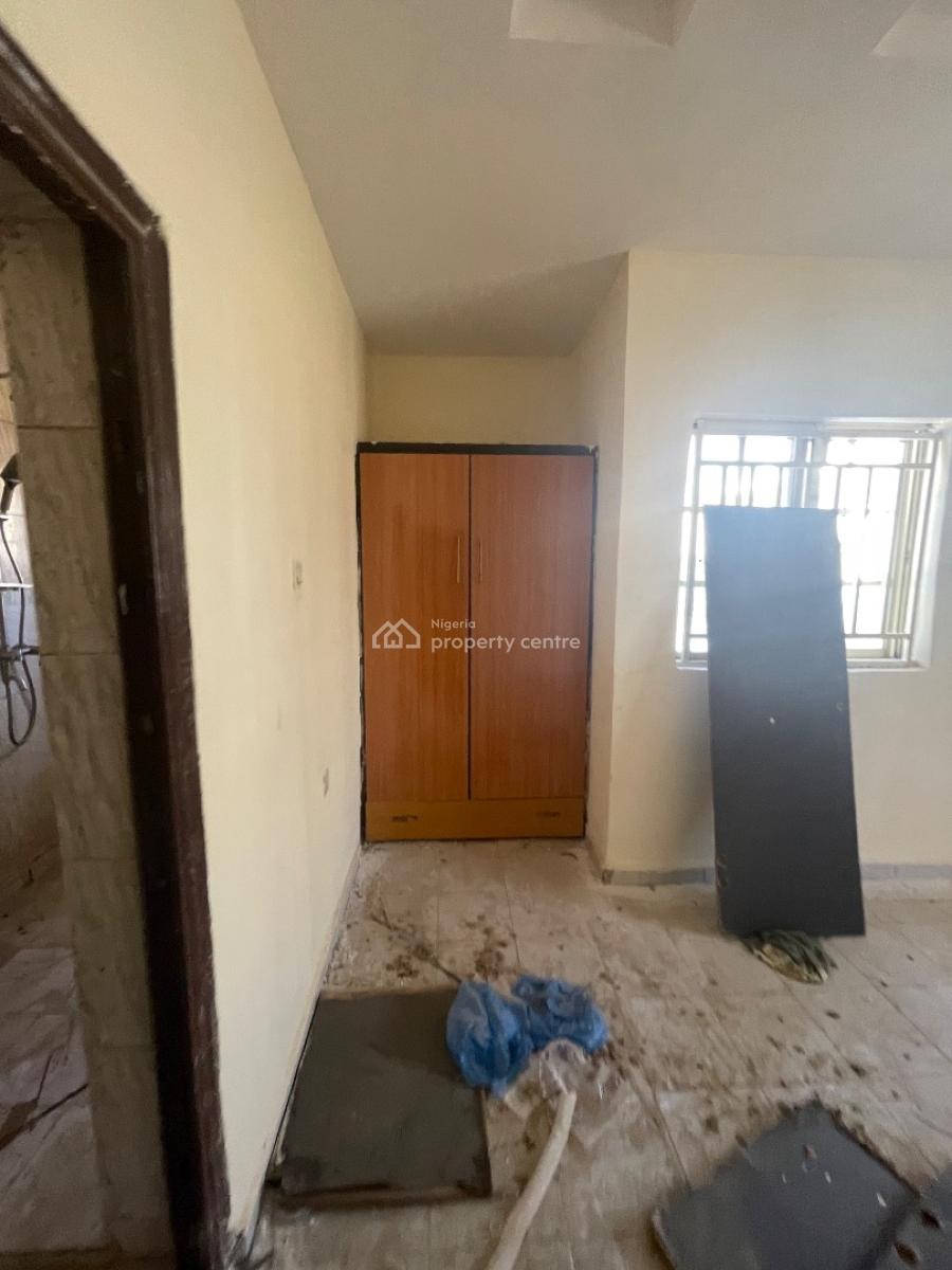 3 Bedroom Bungalow with Fitted Kitchen and Rooms Well Ensuit, Dawaki Flyover, Dawaki, Gwarinpa, Abuja, Flat / Apartment for Rent