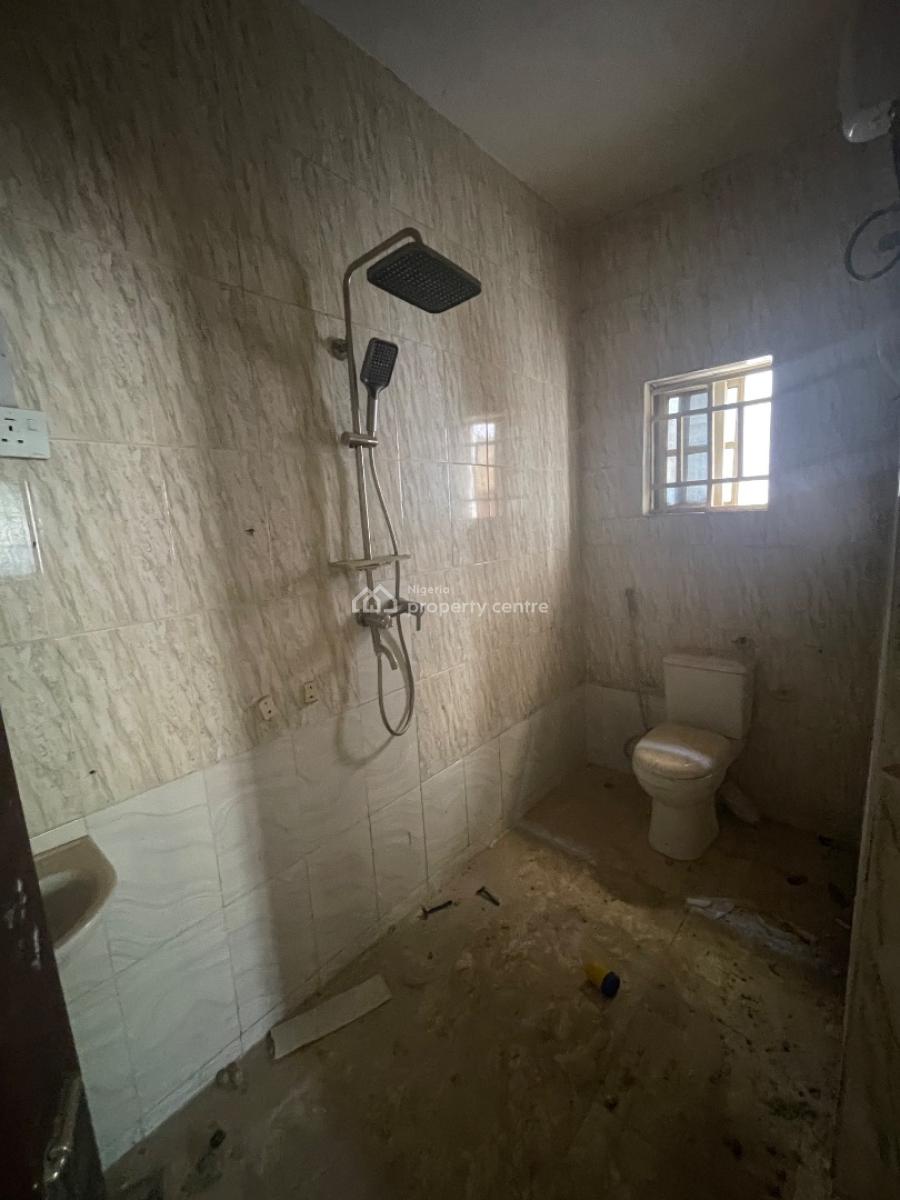 3 Bedroom Bungalow with Fitted Kitchen and Rooms Well Ensuit, Dawaki Flyover, Dawaki, Gwarinpa, Abuja, Flat / Apartment for Rent