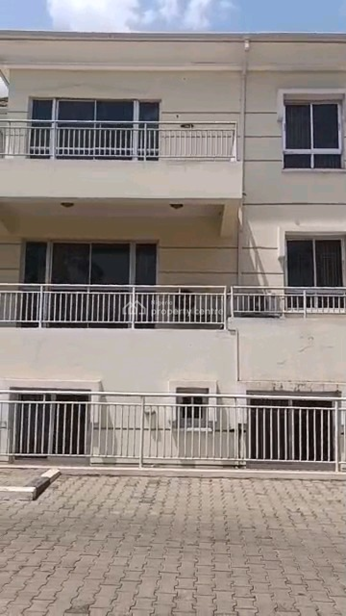 Luxurious 4-bedroom En-suite Flat with Private Bq, Swimming Pool, Maitama District, Abuja, Block of Flats for Sale