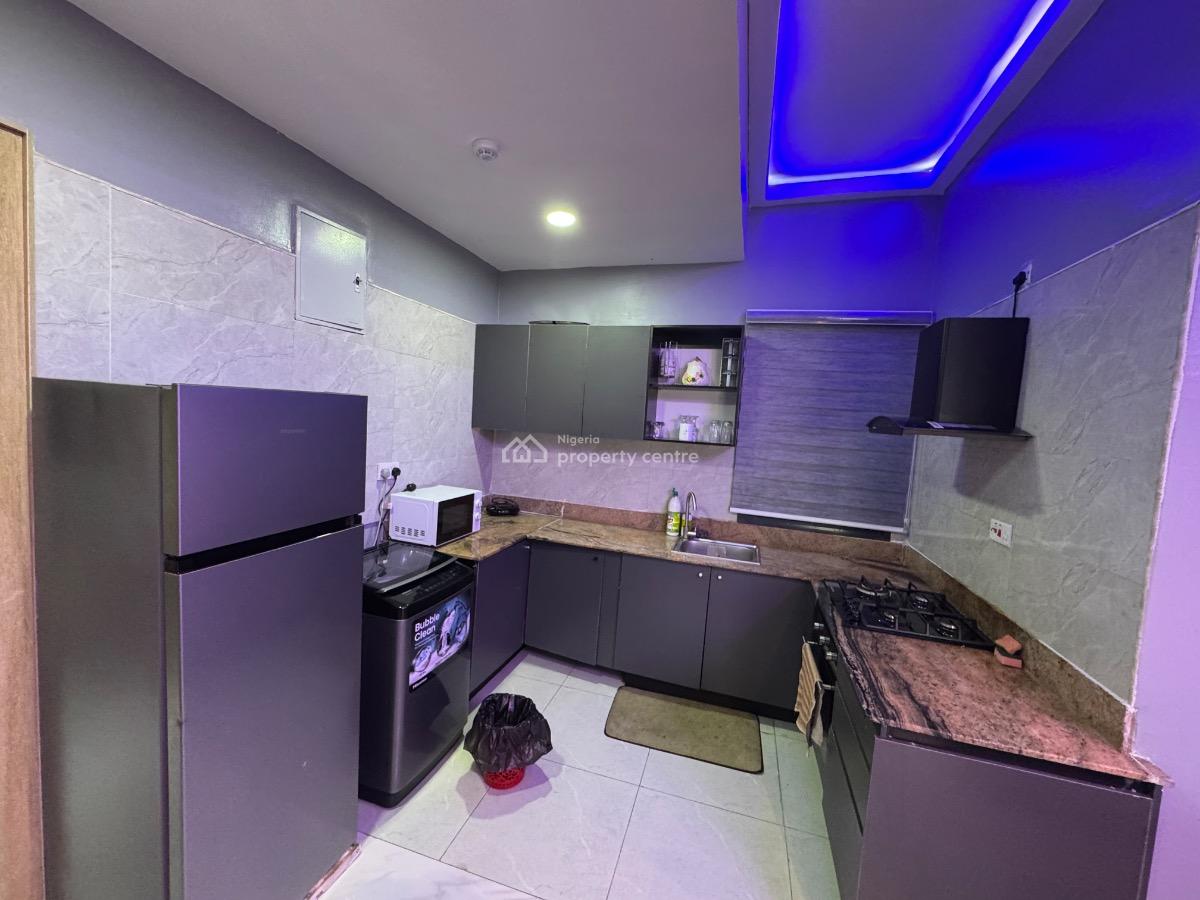 a Brand New Furnished and Serviced 2 Bed in Lekki 1., Central Lekki Phase 1., Lekki Phase 1, Lekki, Lagos, Flat / Apartment for Rent