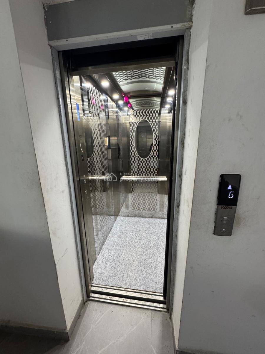 a Brand New Furnished and Serviced 2 Bed in Lekki 1., Central Lekki Phase 1., Lekki Phase 1, Lekki, Lagos, Flat / Apartment for Rent