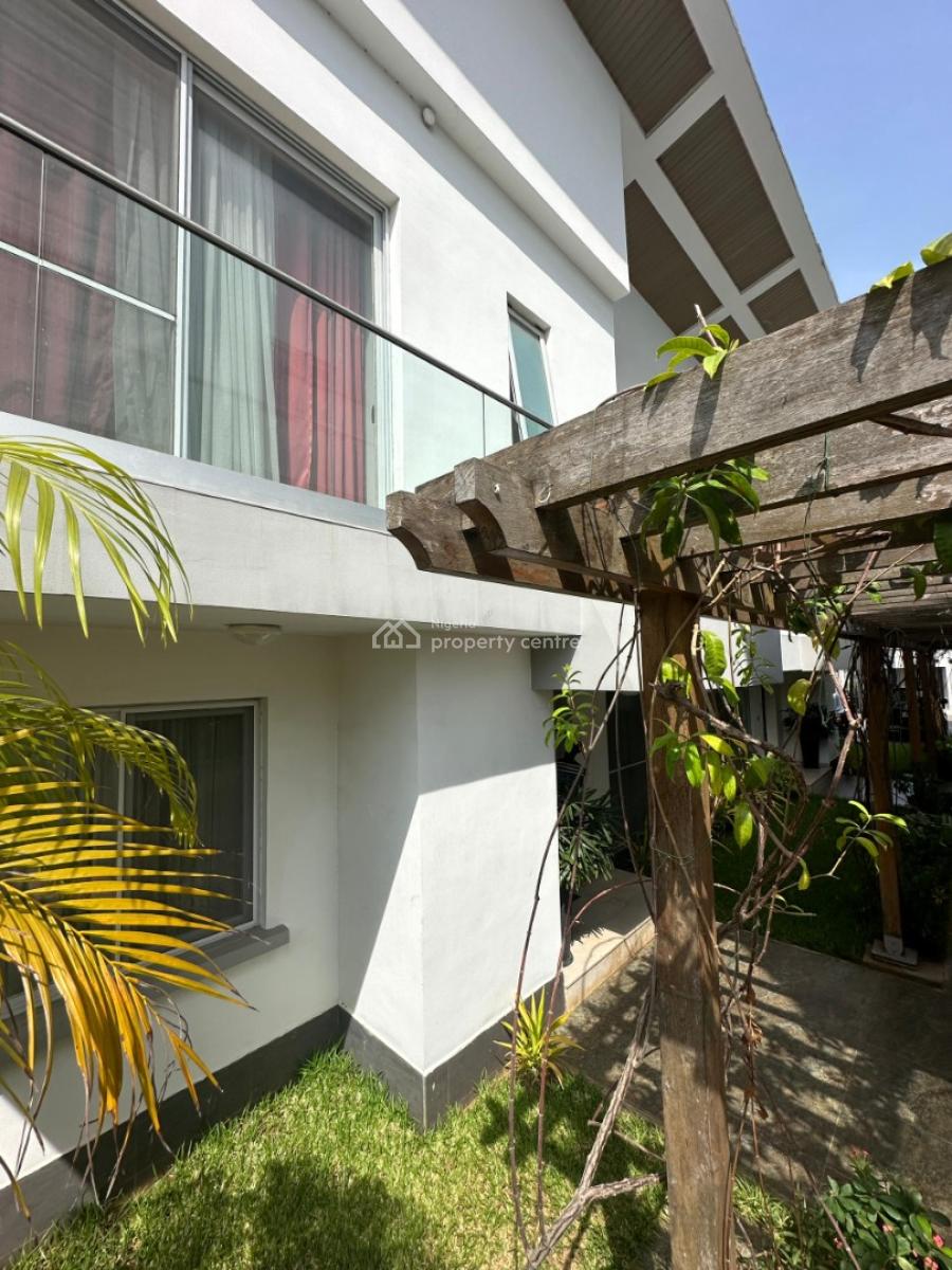 Luxurious Fully Serviced 3 Bedroom Terrace with a Room Bq, Banana Island, Ikoyi, Lagos, Terraced Duplex for Rent