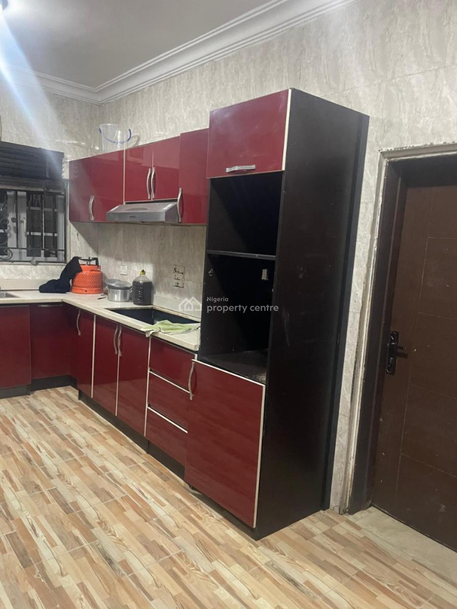 Spacious Master Bedroom Shared Apartment, Agungi, Lekki, Lagos, Self Contain (single Rooms) for Rent