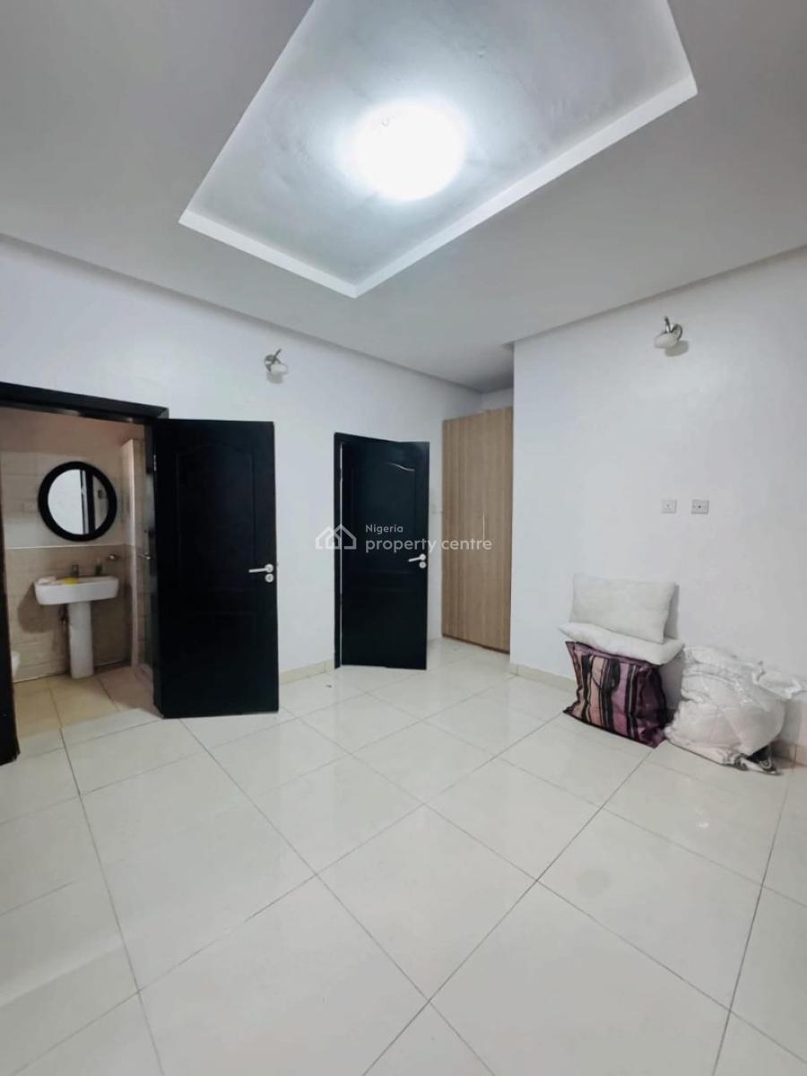 a Well Built Serviced 2 Bedroom Apartment, Lekki Phase 1, Lekki, Lagos, Flat / Apartment for Rent