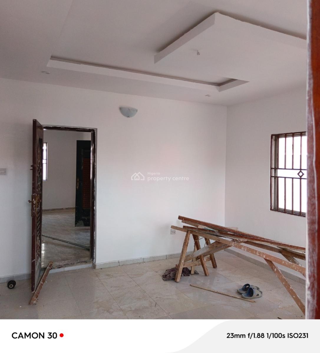 Spacious Mini Flat (2 Toilet)in Kudebu Estate No Landlord Wahala, Kudebu Estate Close to Bstop, Isolo, Lagos, Mini Flat (room and Parlour) for Rent