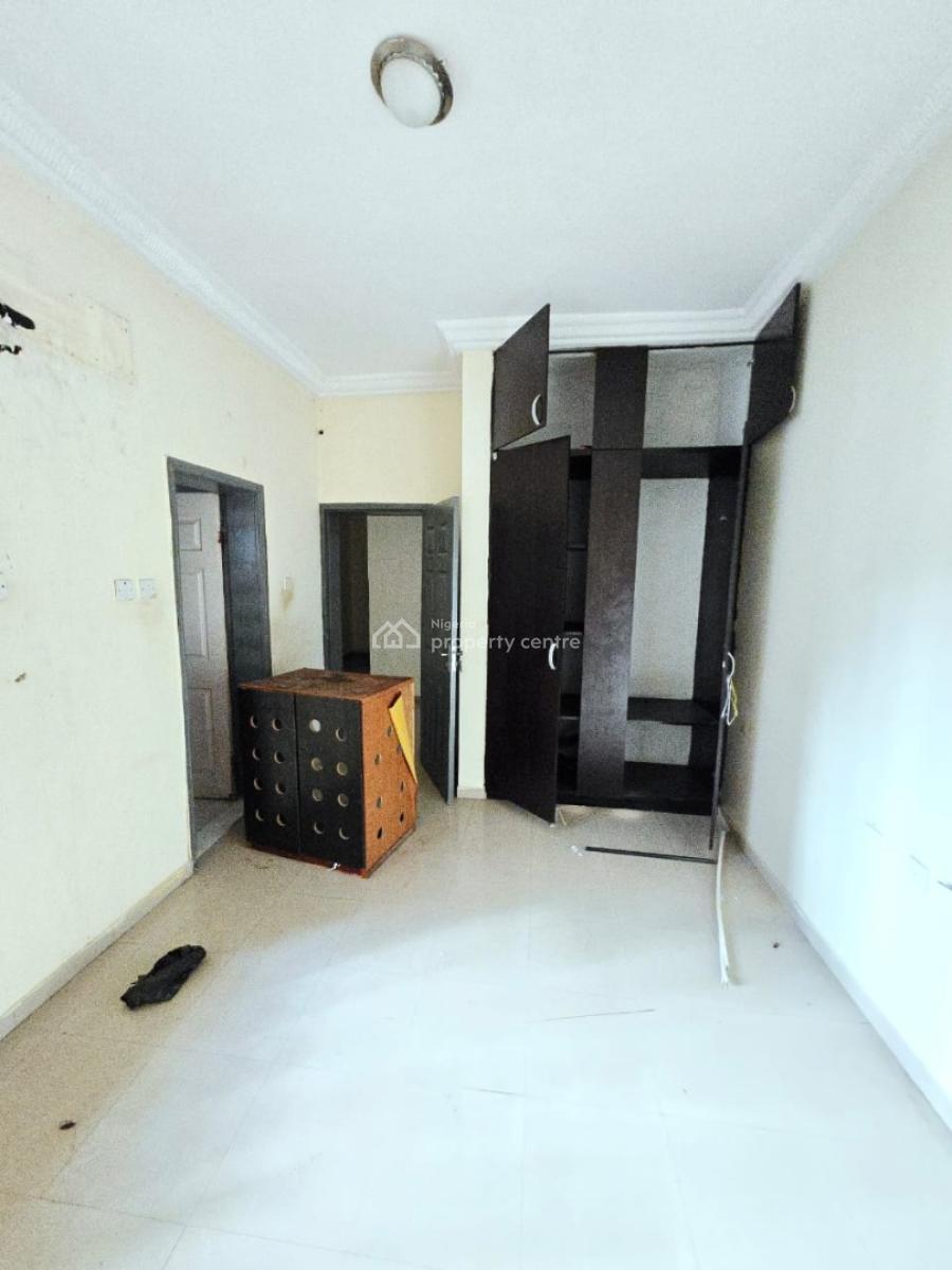 a Self Service 3 Bedroom Apartment, Lekki Phase 1, Lekki, Lagos, Flat / Apartment for Rent