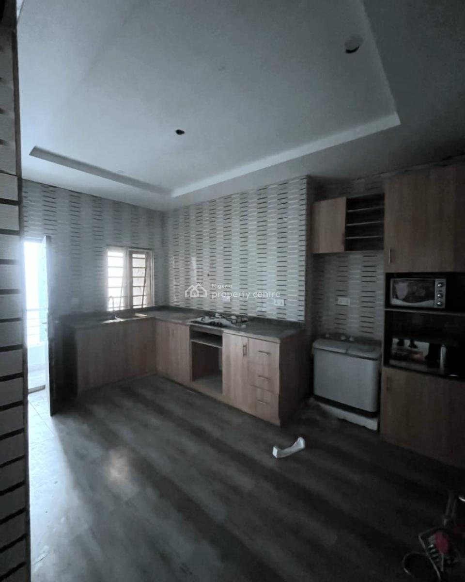 Well Built 3-bedroom Apartment, Falomo, Ikoyi, Lagos, Flat / Apartment for Sale