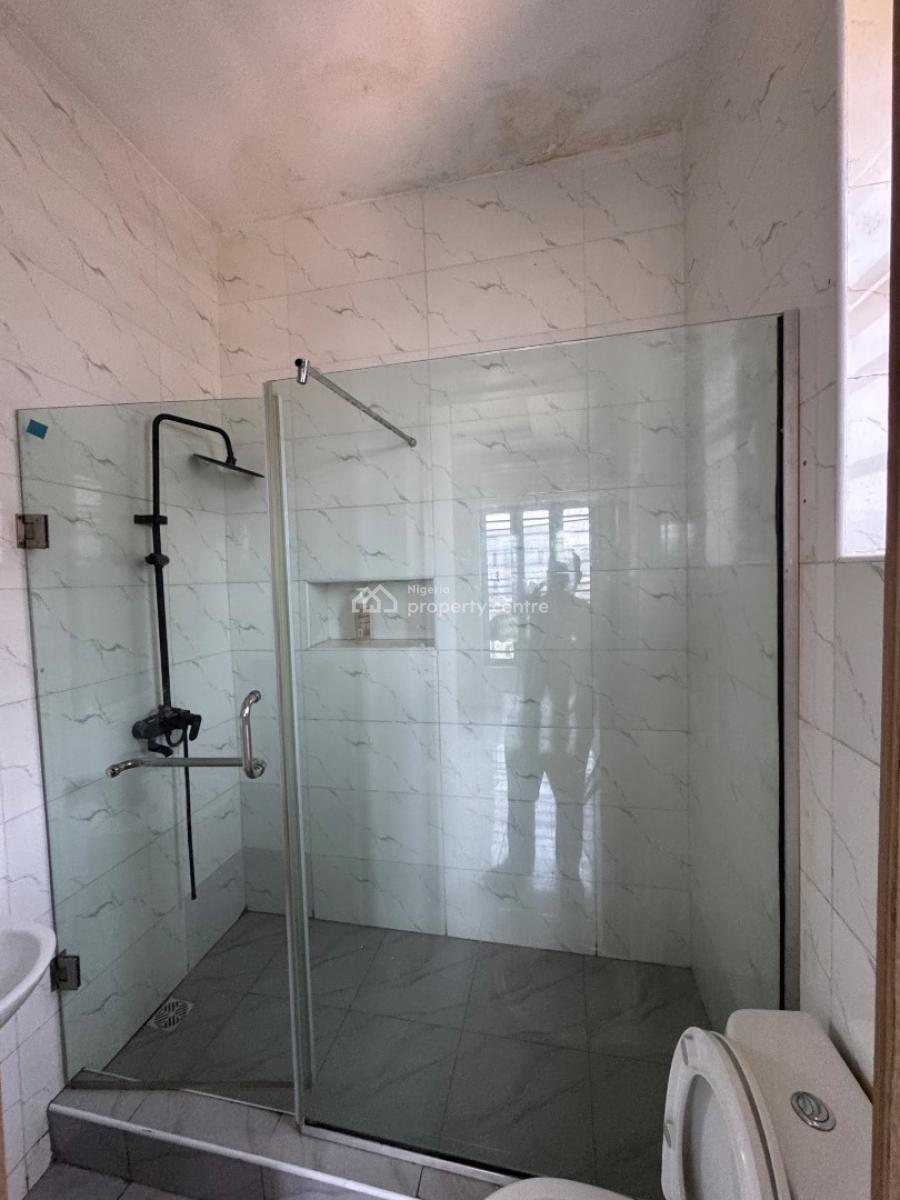 2 Bedroom Apartment, Ologolo, Lekki, Lagos, Flat / Apartment for Rent