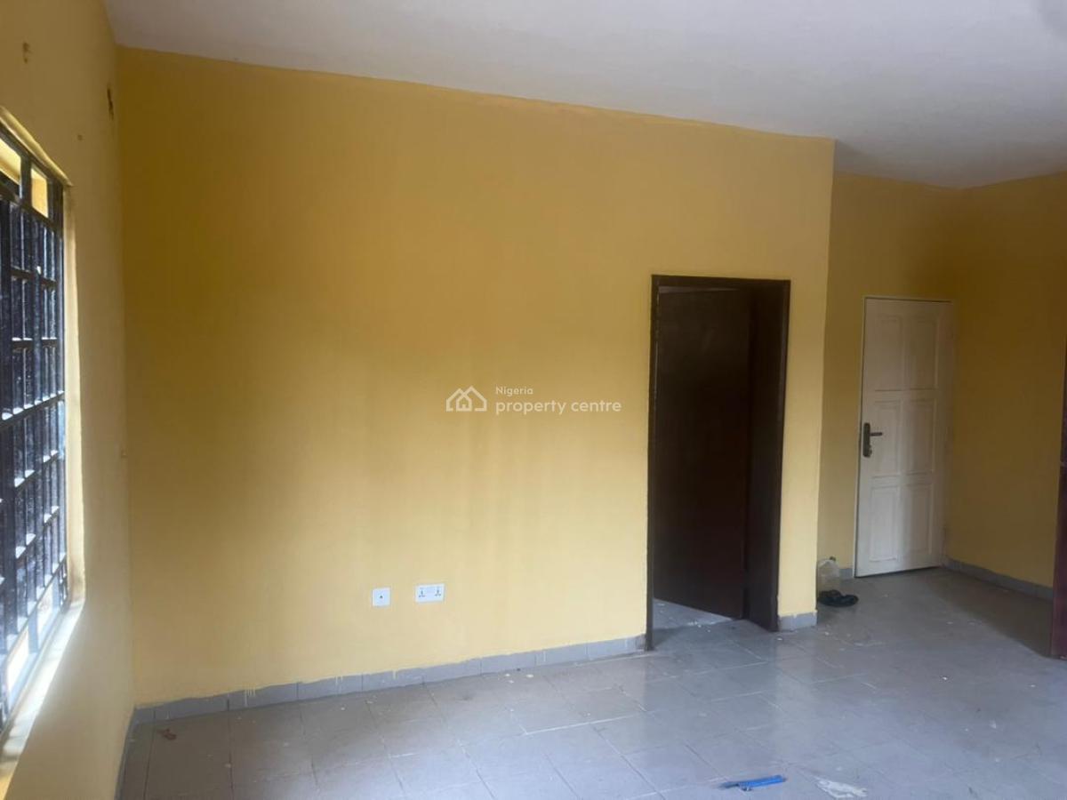 Spacious 3 Bedroom Apartment with Bq, Lekki Phase 1, Lekki, Lagos, Flat / Apartment for Rent
