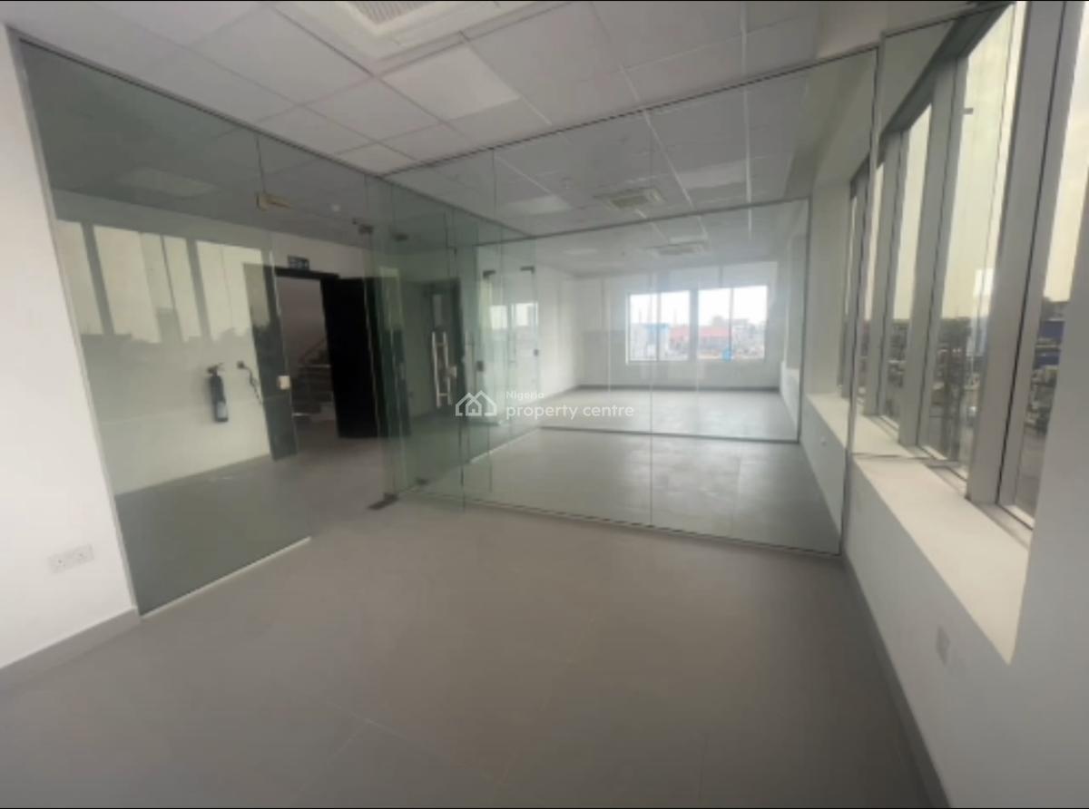 Serviced 216sqm Open Floor Office Space, Sabo, Yaba, Lagos, Office Space for Rent