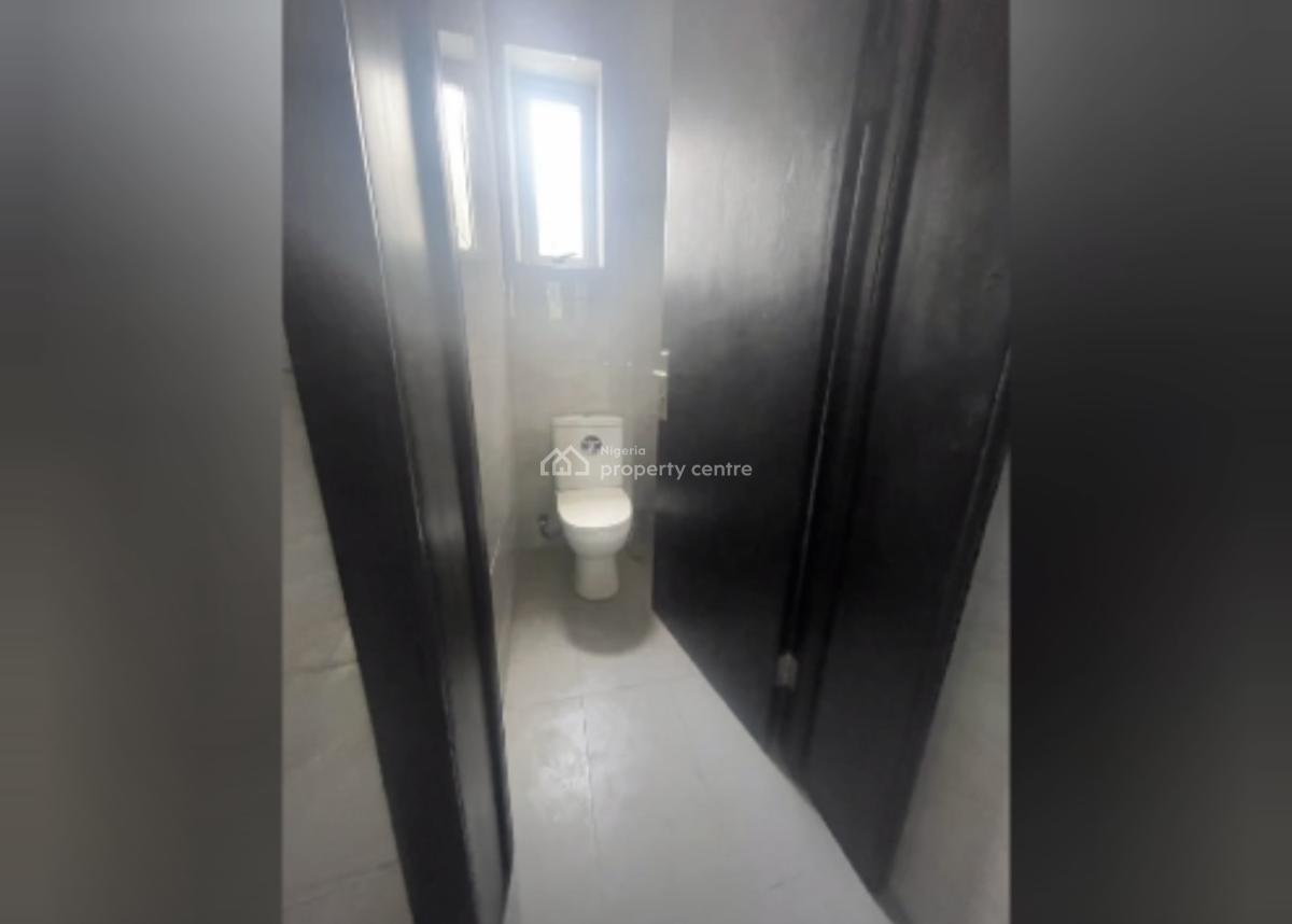 Serviced 216sqm Open Floor Office Space, Sabo, Yaba, Lagos, Office Space for Rent