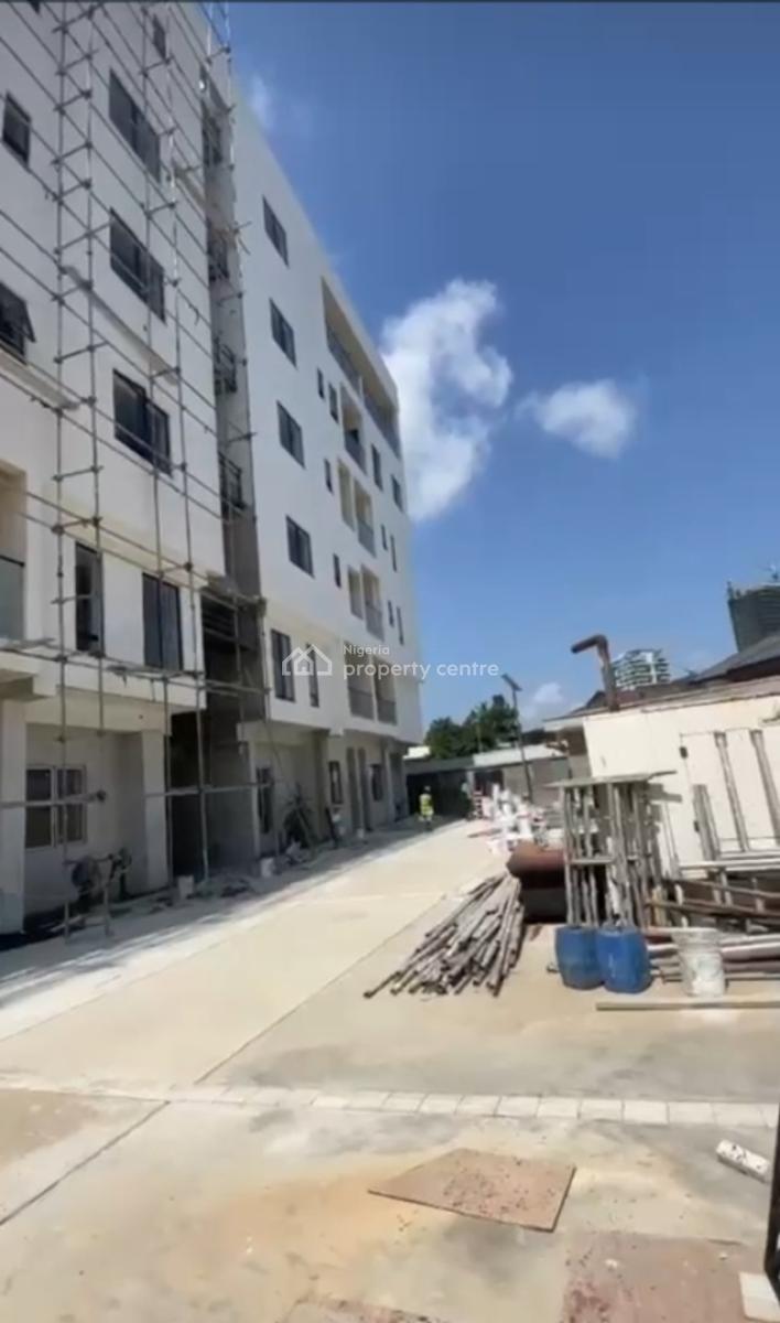 Very Spacious Luxury 4bedrooms Maisonette with 2 Room Bq, Old Ikoyi, Ikoyi, Lagos, Flat / Apartment for Sale