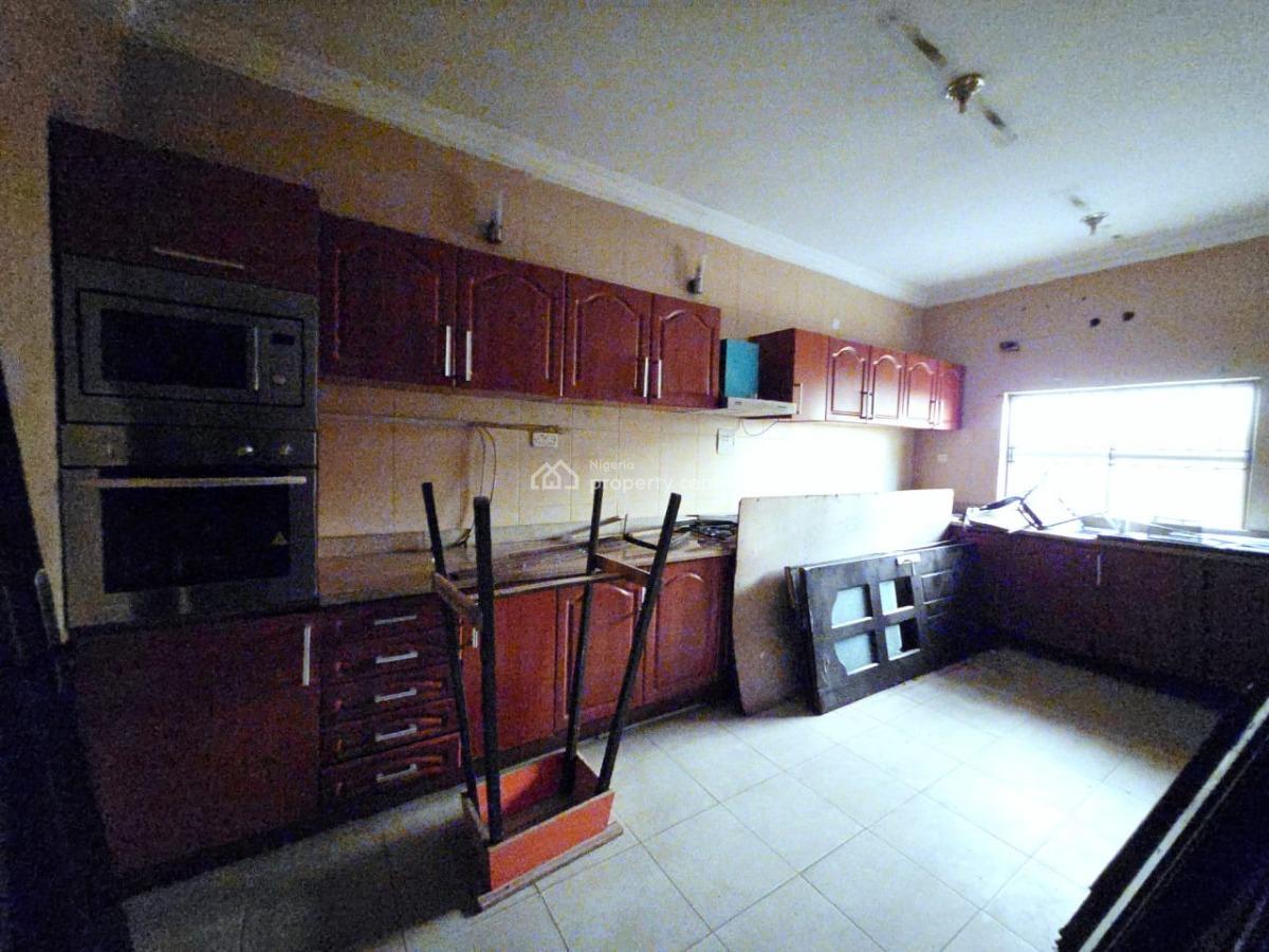 Massive Commercial 5 Bedroom Semi Detached House with a Room Bq, Lekki Phase 1, Lekki, Lagos, Office Space for Rent