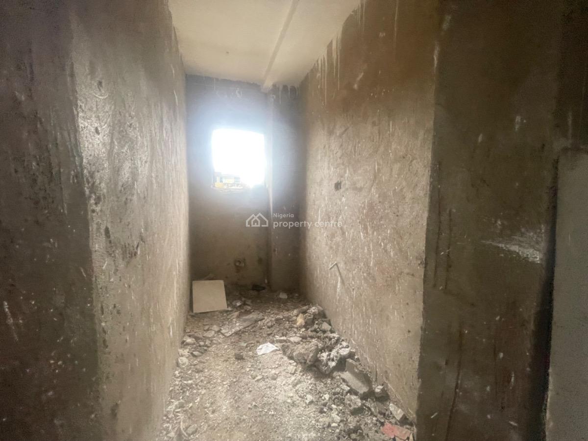 Brand New 1120sqm Office  Building with Penthouse, Yaba, Lagos, Office Space for Rent