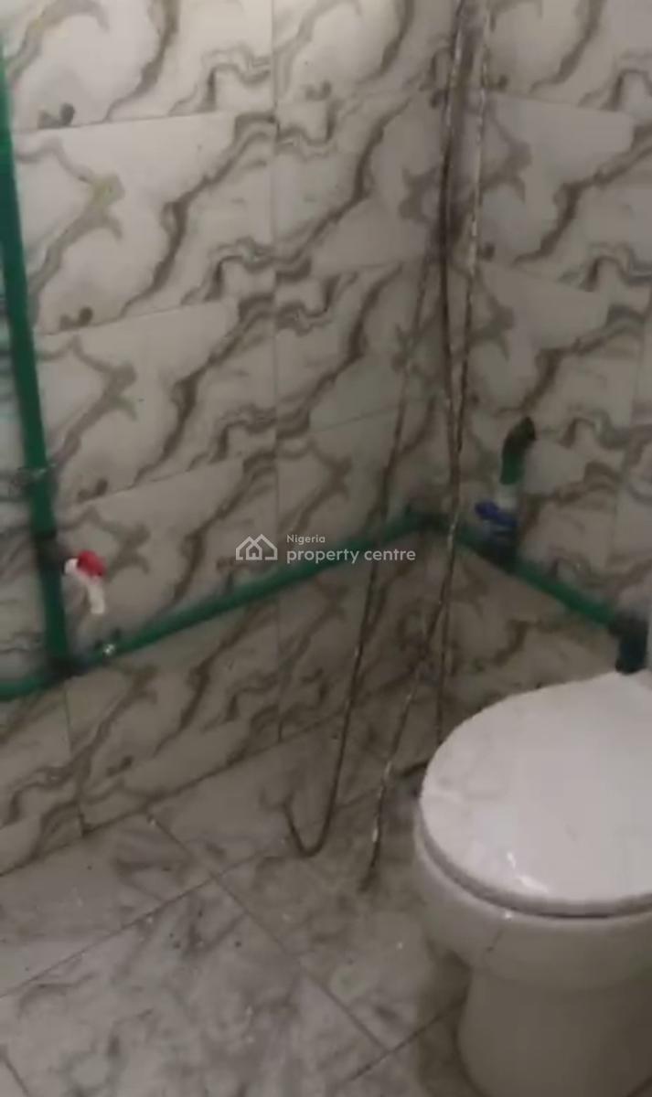 Spacious 2 Bedroom Apartment, Aguda, Surulere, Lagos, Flat / Apartment for Rent