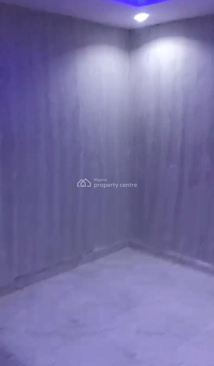 Spacious 2 Bedroom Apartment, Aguda, Surulere, Lagos, Flat / Apartment for Rent