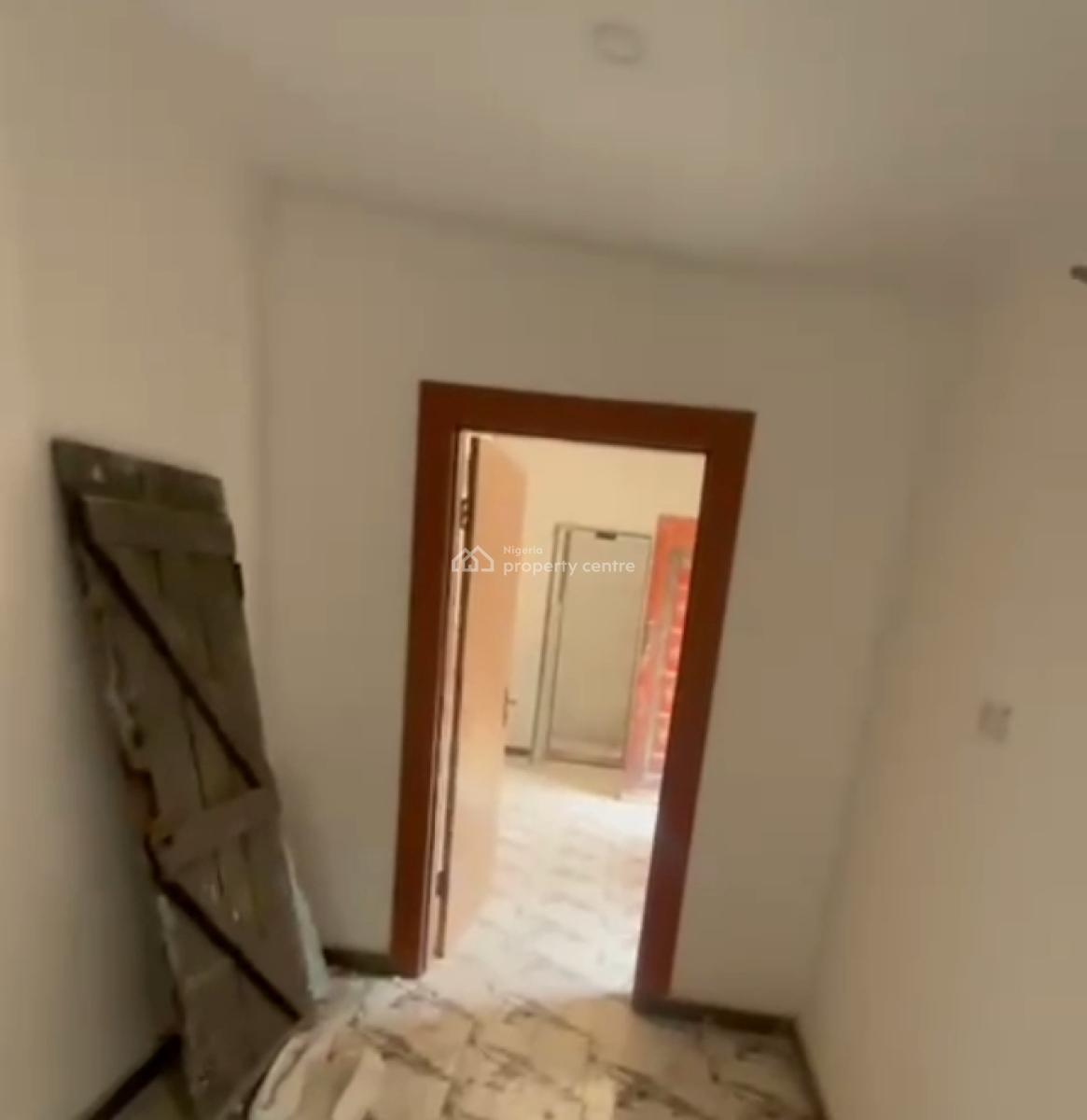 Spacious Standard  One Bedroom Apartment, Ikate, Surulere, Lagos, Mini Flat (room and Parlour) for Rent