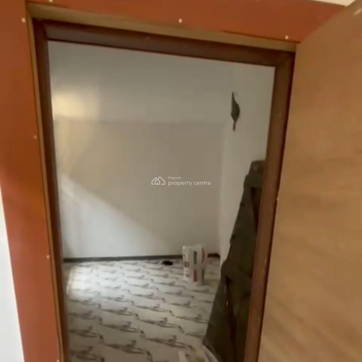 Spacious Standard  One Bedroom Apartment, Ikate, Surulere, Lagos, Mini Flat (room and Parlour) for Rent