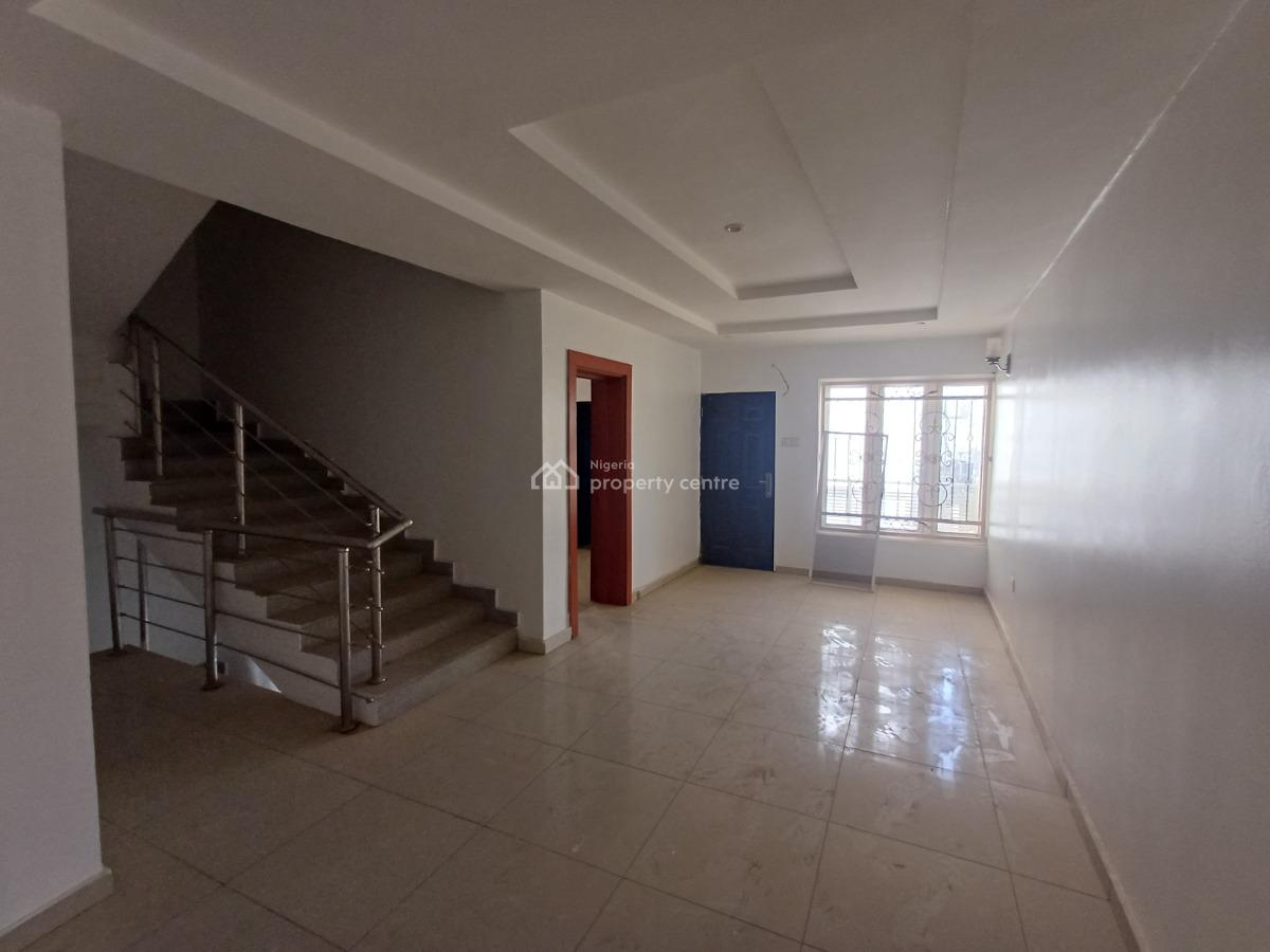Lovely 4 Bedroom Terrace Duplex with Bq, Guzape District, Abuja, Terraced Duplex for Rent
