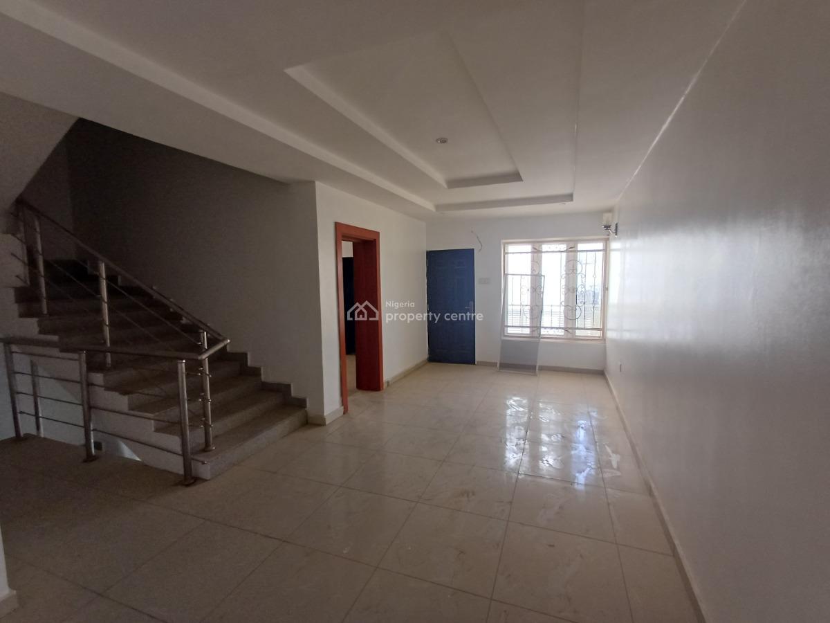 Lovely 4 Bedroom Terrace Duplex with Bq, Guzape District, Abuja, Terraced Duplex for Rent