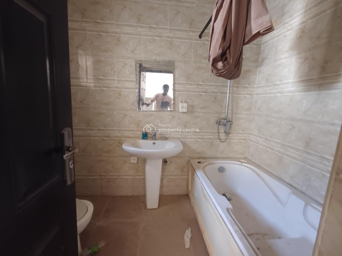 Lovely 4 Bedroom Terrace Duplex with Bq, Guzape District, Abuja, Terraced Duplex for Rent