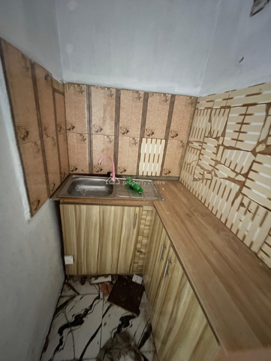 Decent and Spacious Selfcon, Gbagada, Lagos, Self Contain (single Rooms) for Rent