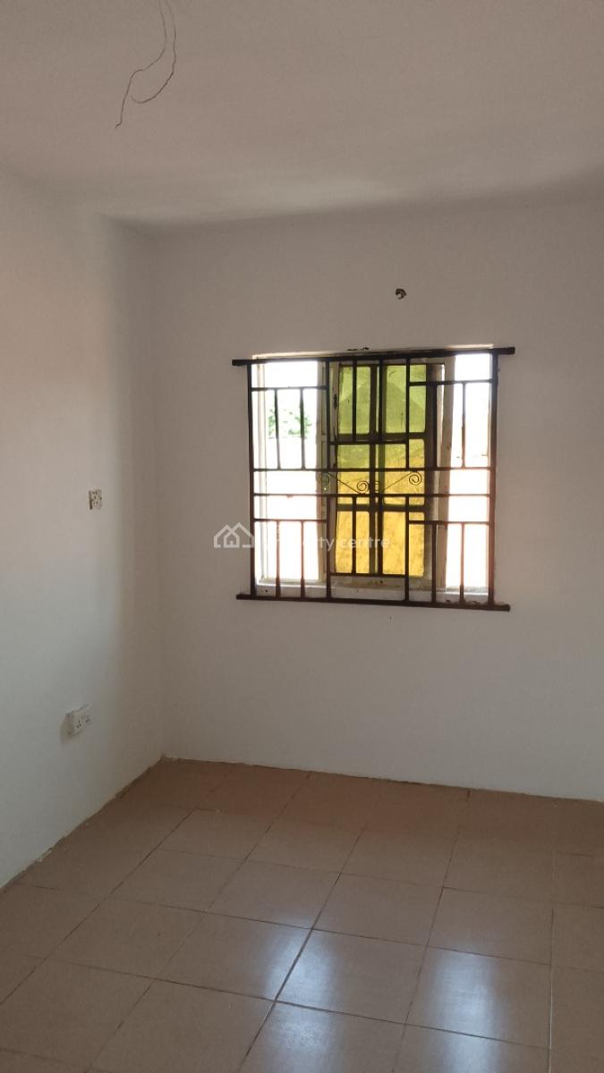 Massive Mini Flat Upstairs, Teachers Estate Awoyaya Ibeju-lekki, Awoyaya, Ibeju Lekki, Lagos, Mini Flat (room and Parlour) for Rent