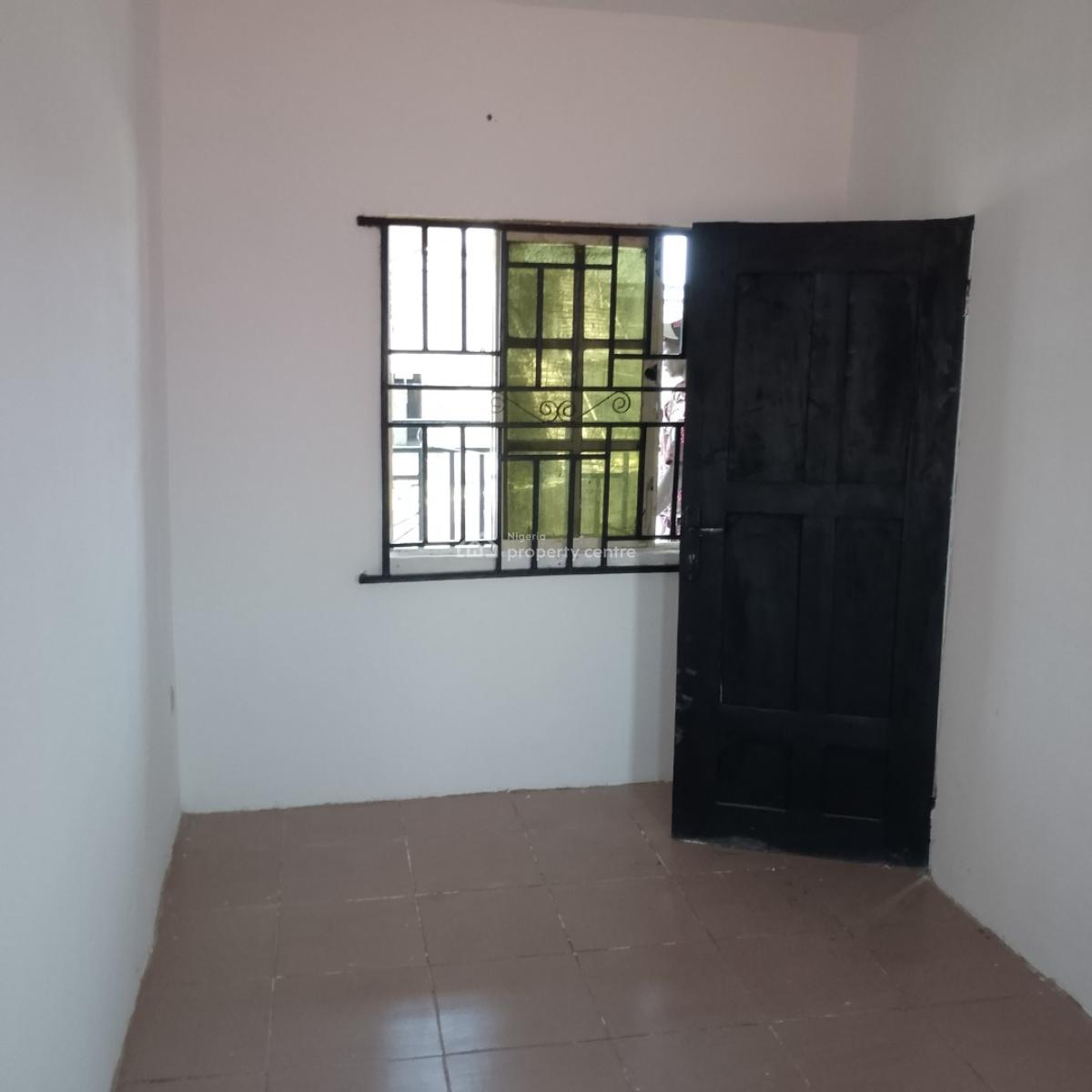 Massive Mini Flat Upstairs, Teachers Estate Awoyaya Ibeju-lekki, Awoyaya, Ibeju Lekki, Lagos, Mini Flat (room and Parlour) for Rent