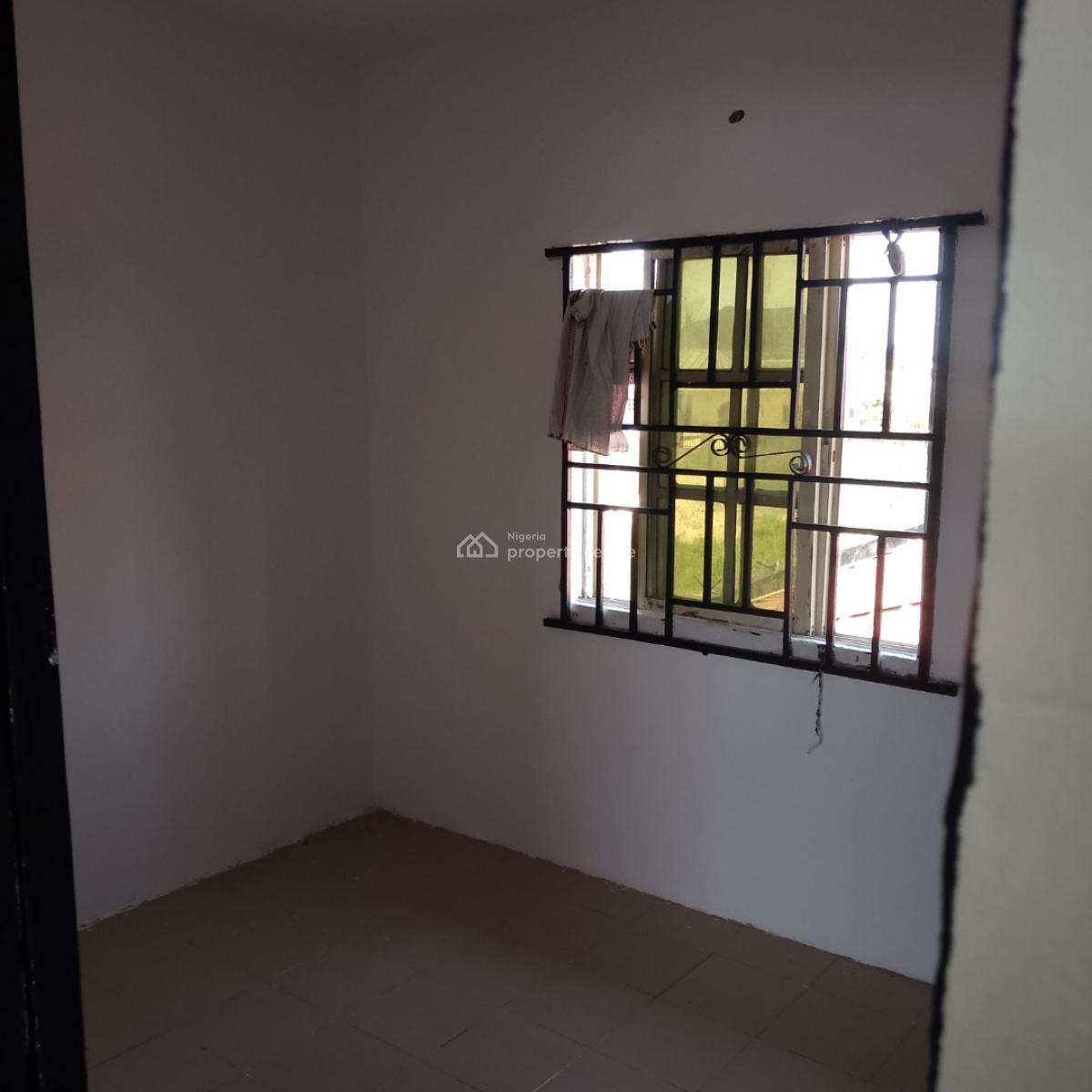 Massive Mini Flat Upstairs, Teachers Estate Awoyaya Ibeju-lekki, Awoyaya, Ibeju Lekki, Lagos, Mini Flat (room and Parlour) for Rent