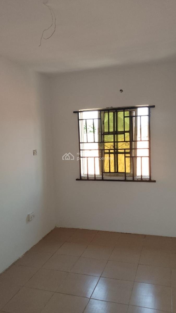 Massive Mini Flat Upstairs, Teachers Estate Awoyaya Ibeju-lekki, Awoyaya, Ibeju Lekki, Lagos, Mini Flat (room and Parlour) for Rent