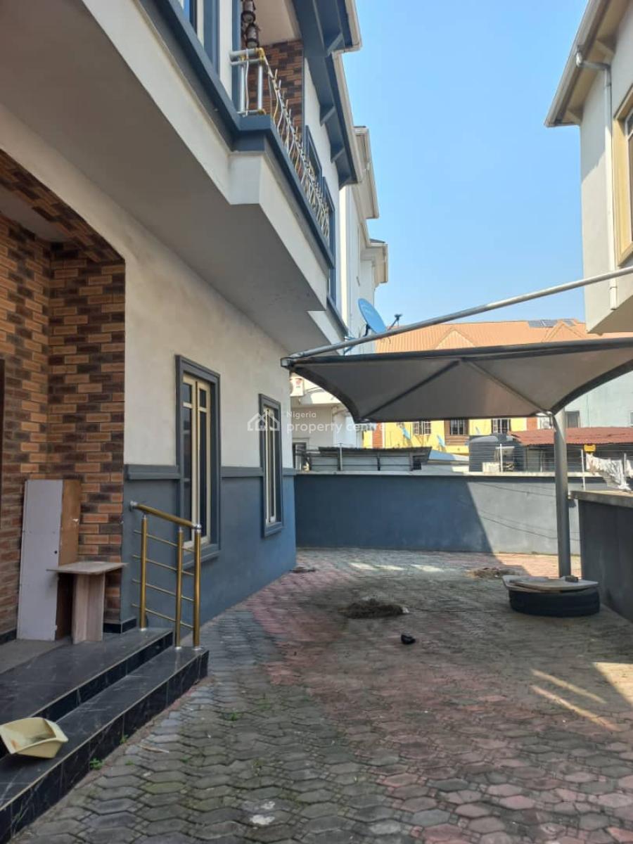Luxurious 5 Bedroom Fully Detached Duplex with Bq, Chevron, Lekki, Lekki, Lagos, Detached Duplex for Sale