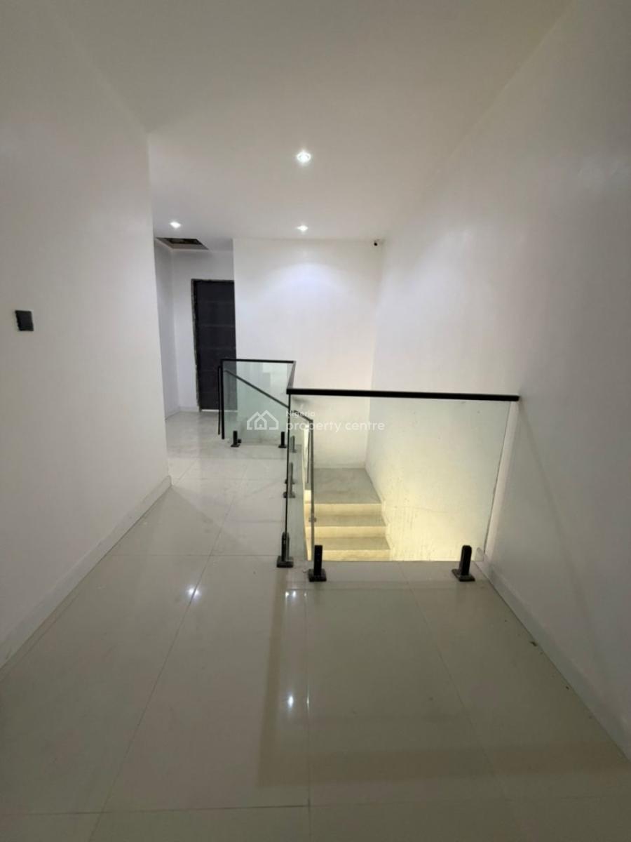 Luxurious 4 Bedroom Duplex 1 Room Bq Mpape Hills N190,000,000 Good Roa, Paper Hill, Mpape, Abuja, Detached Duplex for Sale