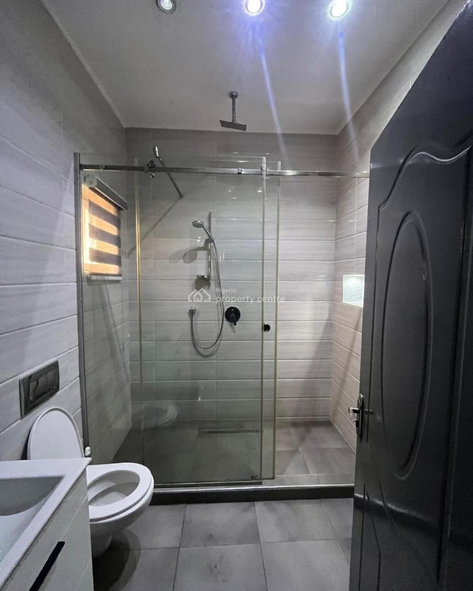 Lovely Modern 3 Bedroom Penthouse, Osapa, Lekki, Lagos, Flat / Apartment for Sale