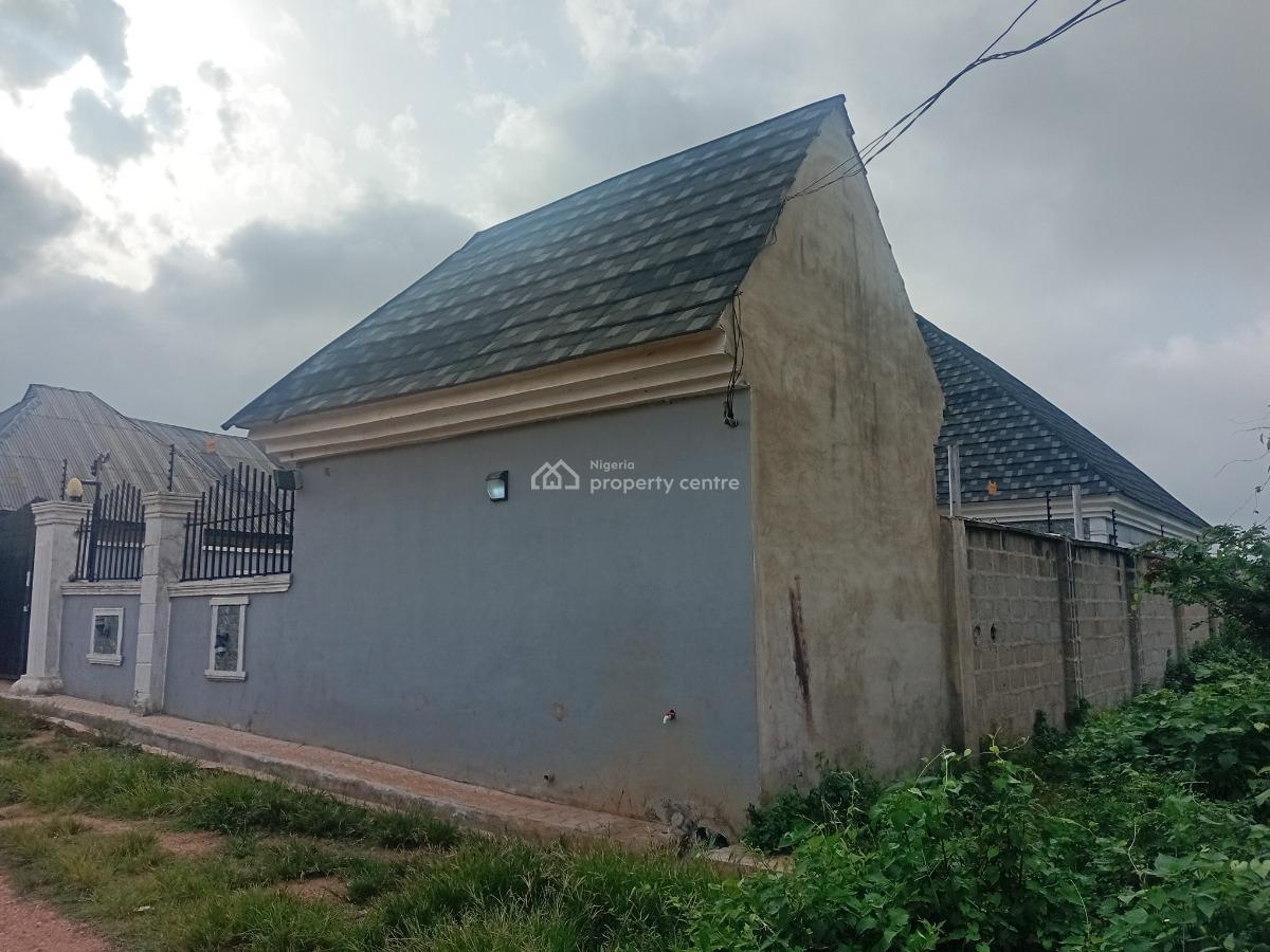 Luxury 3 Bedroom  Bungalow, Aberensinse Estate Ilesa Garage, Osogbo, Osun, Detached Bungalow for Sale