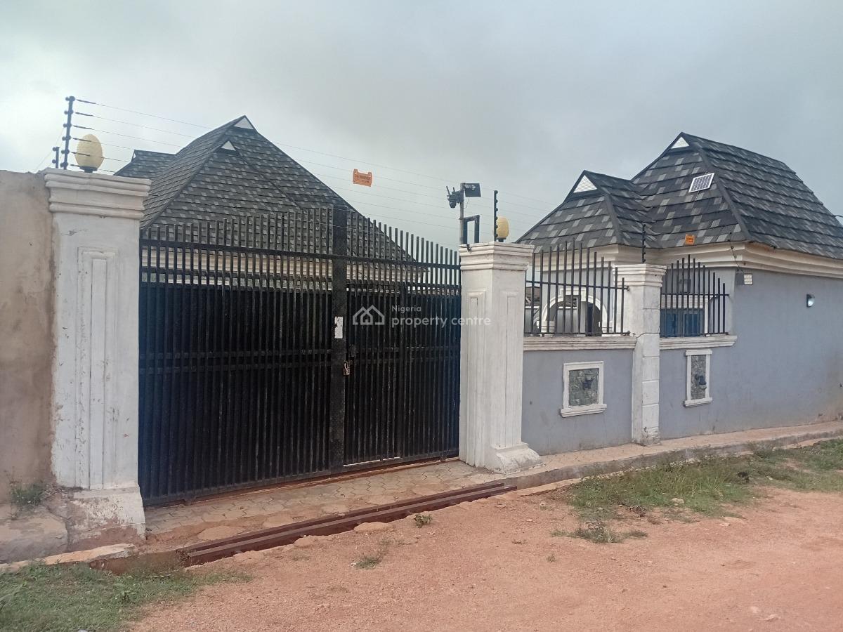 Luxury 3 Bedroom  Bungalow, Aberensinse Estate Ilesa Garage, Osogbo, Osun, Detached Bungalow for Sale